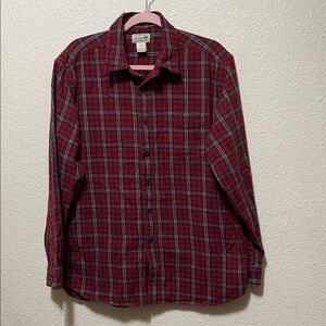 L. L. Bean Men's Dark Red And Black Flannel Shirt. Good Condition. Size L.
